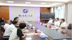 怯当教育前锋